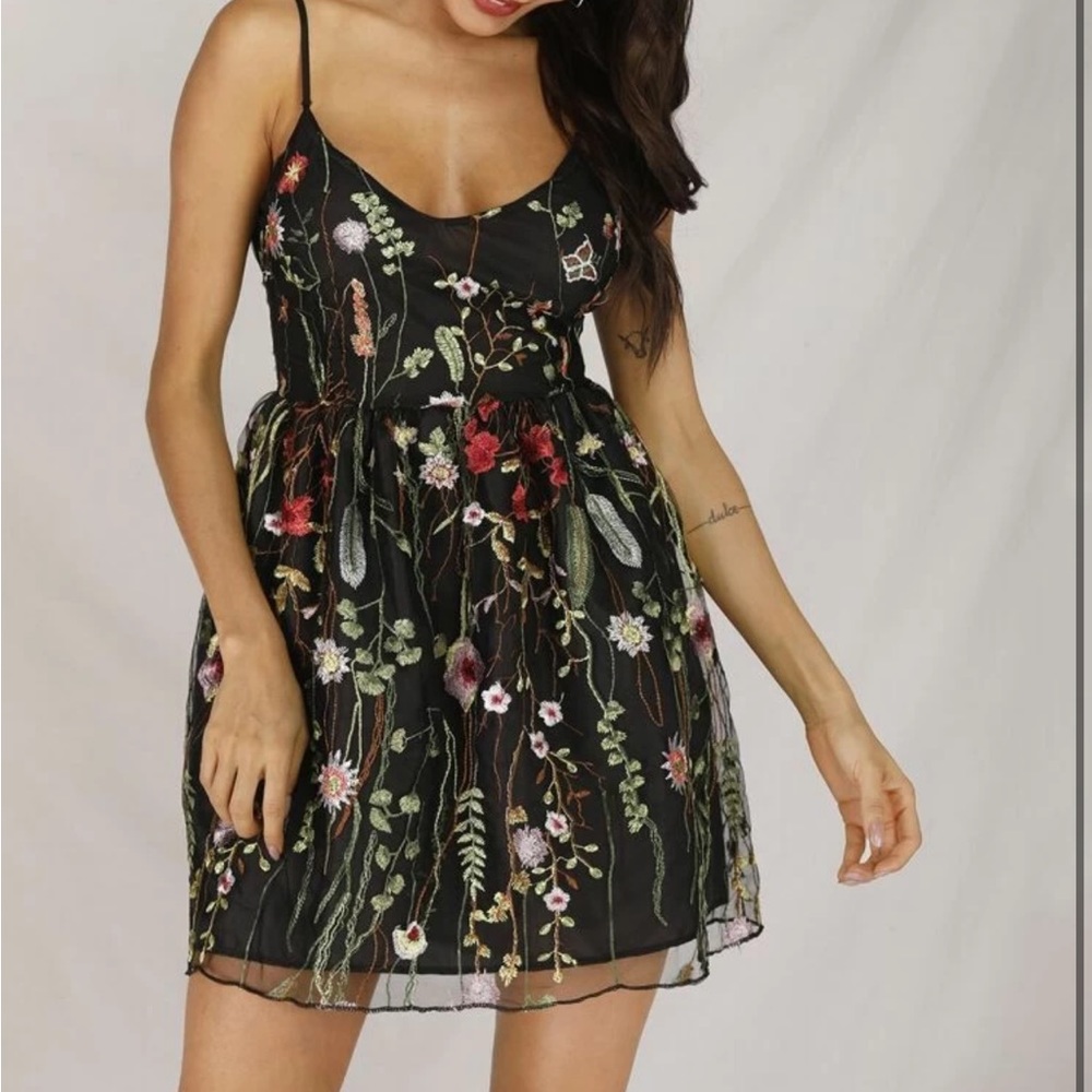 SHEIN Black Floral Embroidered Mini Dress - Picture 7 of 8